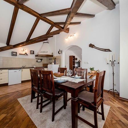 Apartmani Godinić Palit Exterior foto