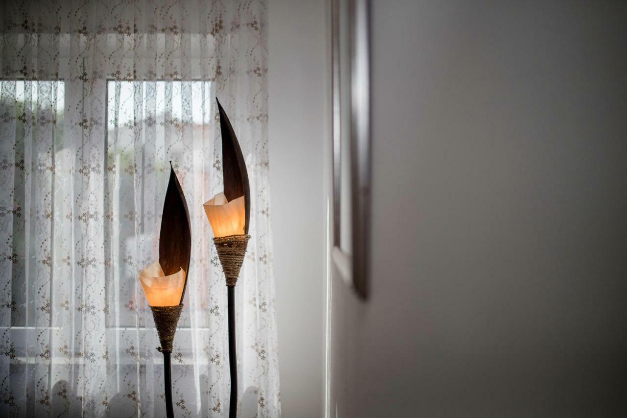 Apartmani Godinić Palit Exterior foto